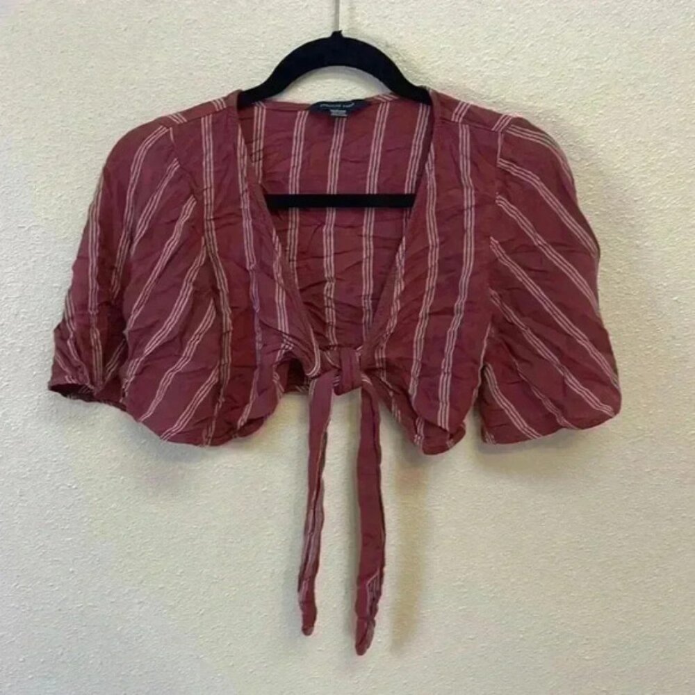 AMERICAN EAGLE Women’s Cropped Blouse